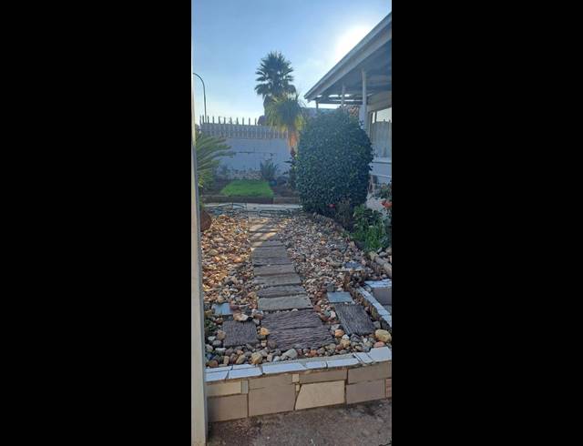 3 BEDROOM HOUSE FOR SALE IN LA ROCHELLE